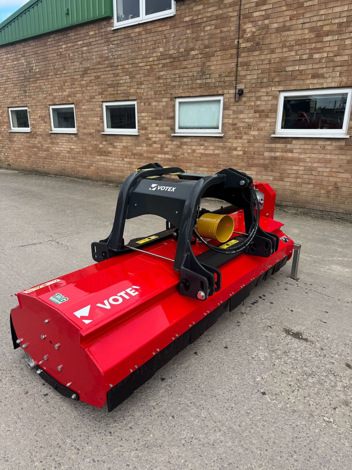 Votex VLM240 LANDMASTER (2023)