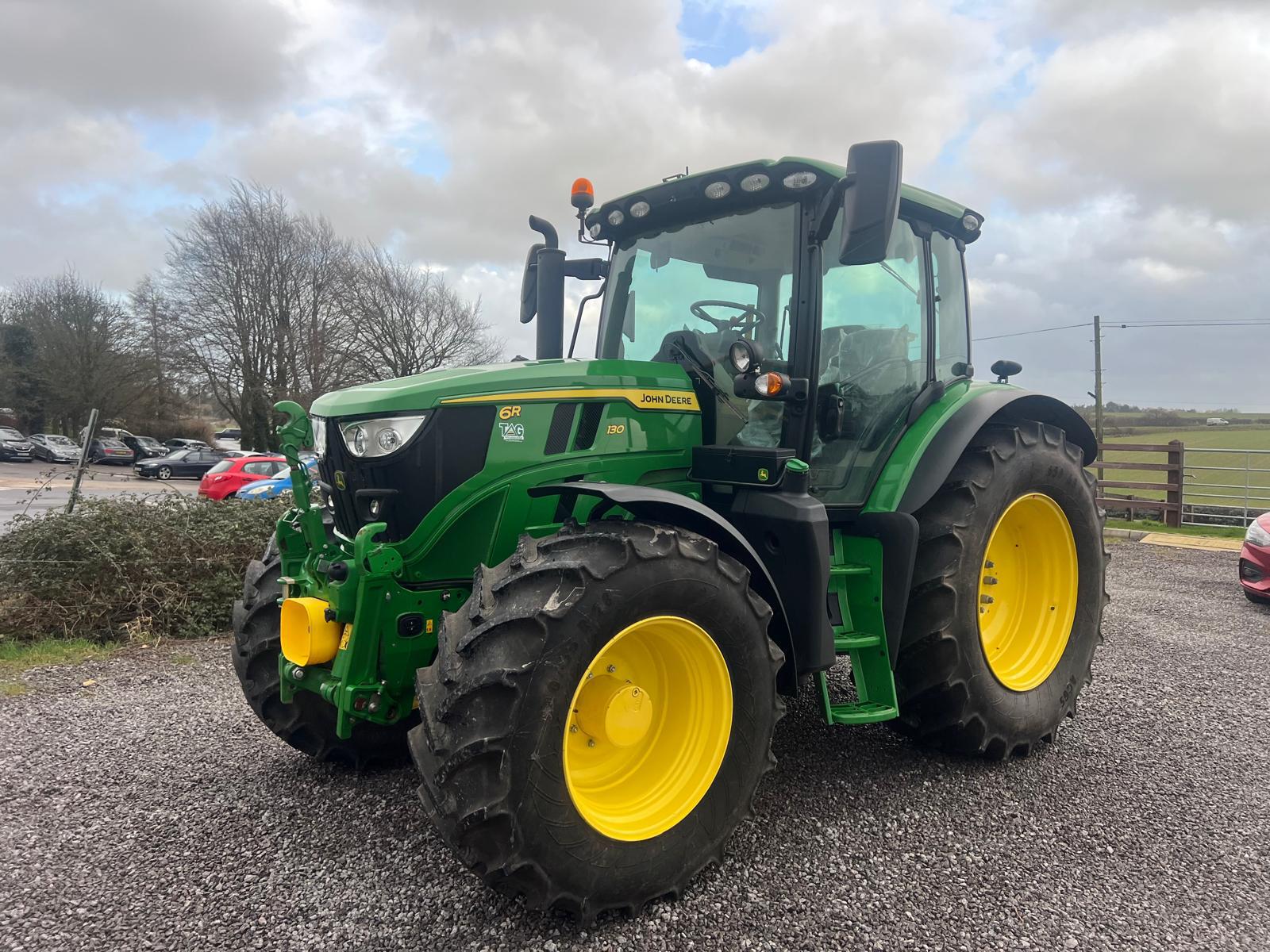 John Deere 6R 130 (2025)