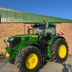 John Deere 6R 215 (2024) thumbnail 1