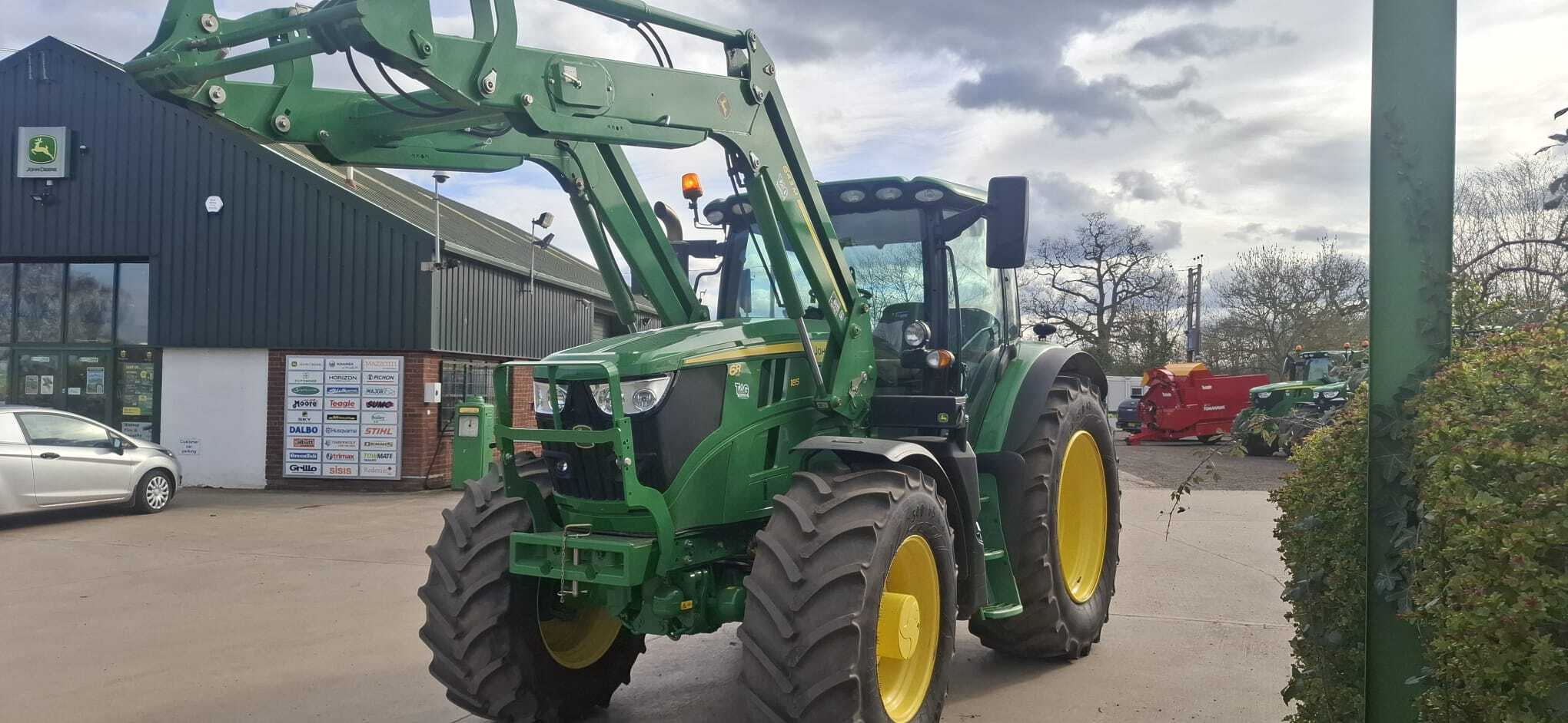 John Deere 6R 185 (2025)
