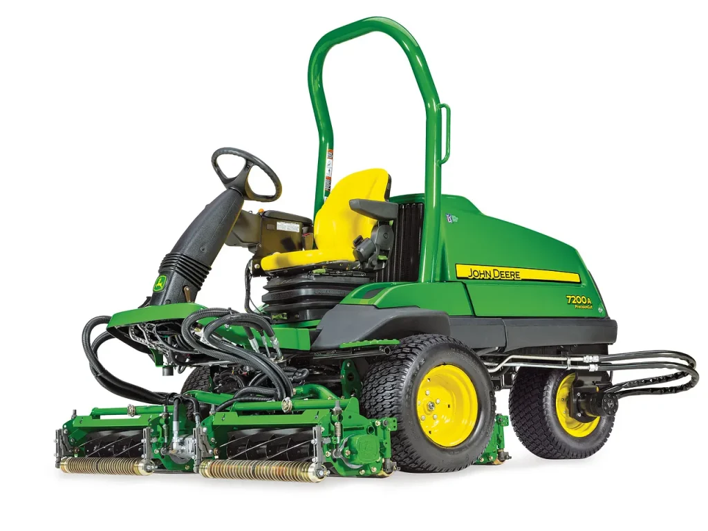 John Deere 7200A PrecisionCut™ Riding Trims, Surrounds, & Rough Mower