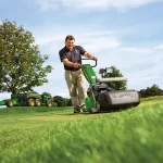 John Deere 180SL PrecisionCut™ Walk Greens Mower thumbnail 2