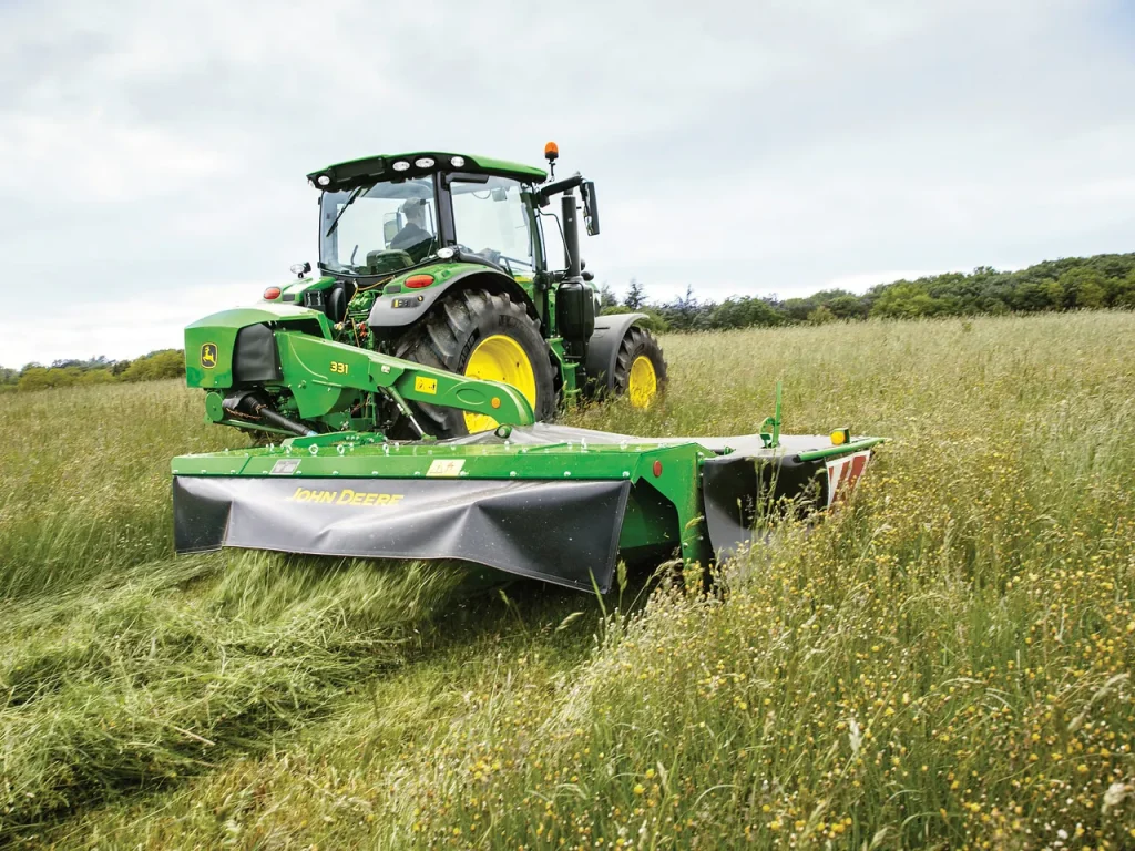 John Deere 331 Mower Conditioner
