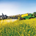 John Deere 332M Self-Propelled Sprayer thumbnail 3