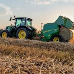 John Deere F442R Fixed chamber round baler thumbnail 3