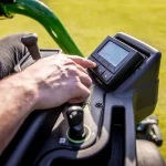 John Deere 2775 E-Cut™ Riding Triplex Mower thumbnail 2