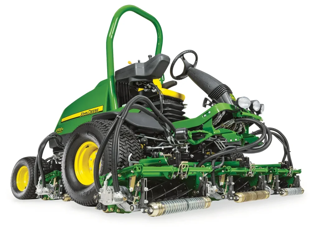 John Deere 8700A PrecisionCut™ Fairway Mower