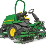 John Deere 8900A PrecisionCut™ Fairway Mower thumbnail 1