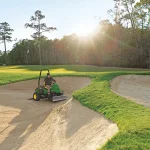 John Deere TruFinish™ 1220 Bunker Rake thumbnail 2