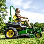 John Deere Z740R Petrol ZTrak™ thumbnail 5