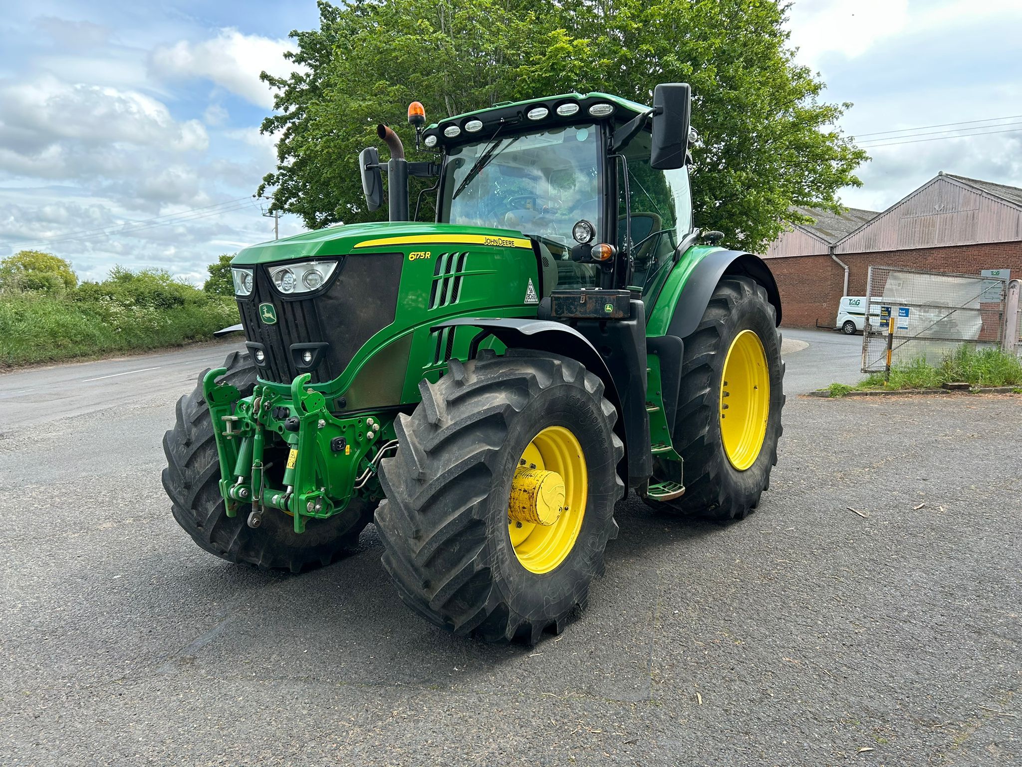 John Deere 6175R (2021)