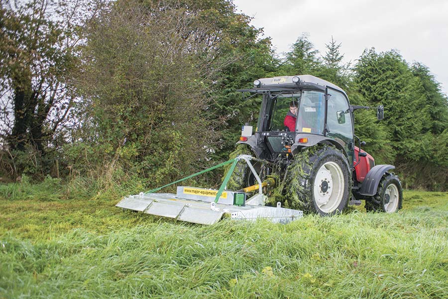 Centre Mounted Grass Topper