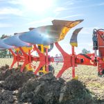 SERVO 2000 Light mounted reversible ploughs thumbnail 3