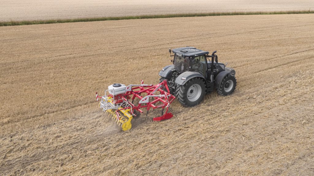 SYNKRO 3-row Mounted Stubble Cultivators