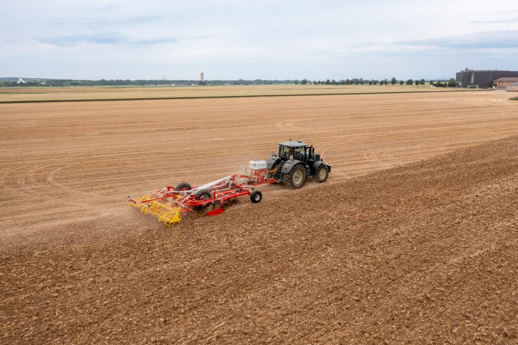 TERRIA 4-row trailed stubble cultivators
