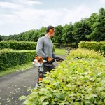 HL 92 Petrol Long-reach Hedge Trimmer thumbnail 2