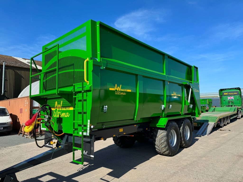 AW Ultima Monocoque Trailers