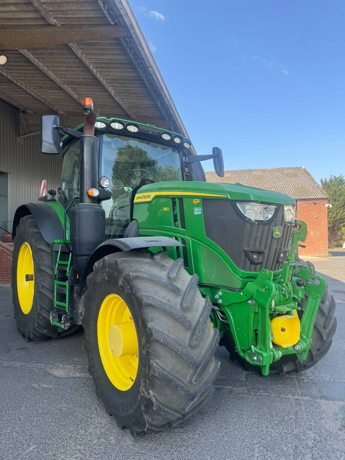 John Deere 6R 250 (2023)