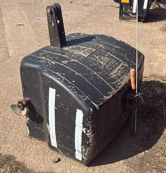 Agco 900KG WEIGHT BLOCK