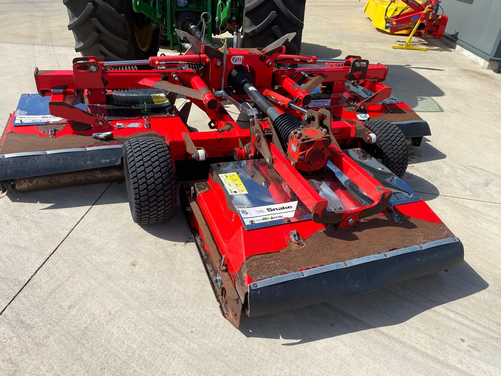 Trimax SNAKE S3 320 (2017)