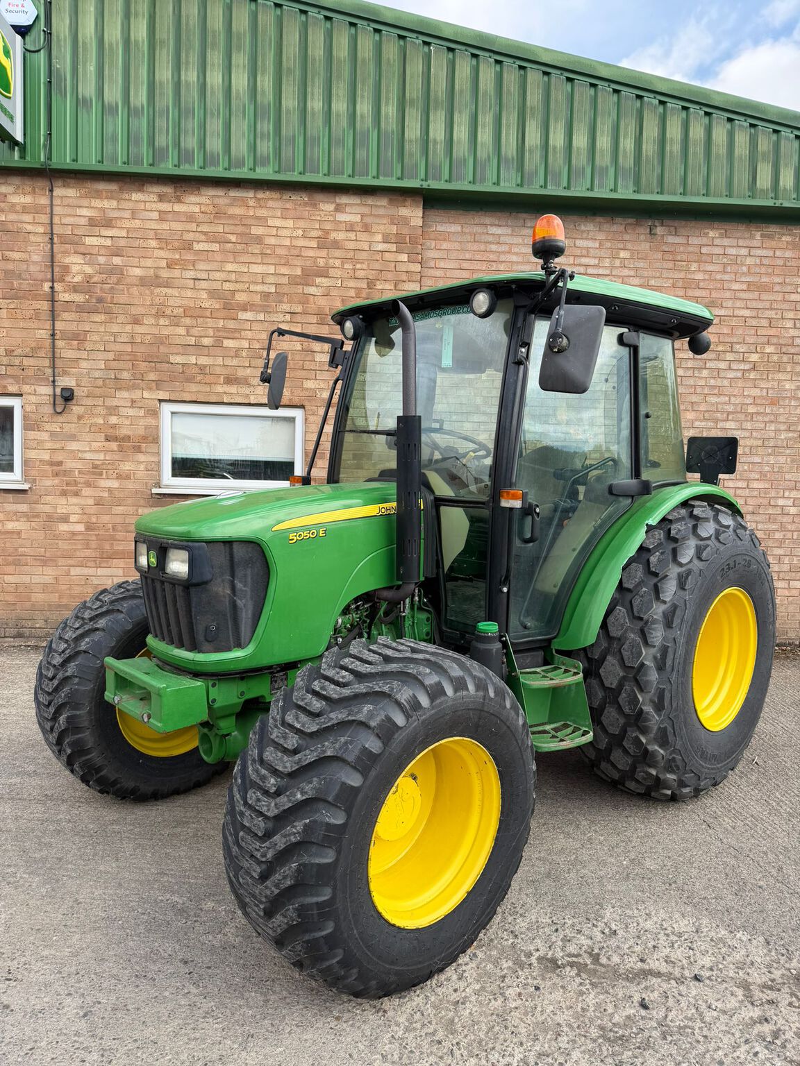 John Deere 5050E (2020)