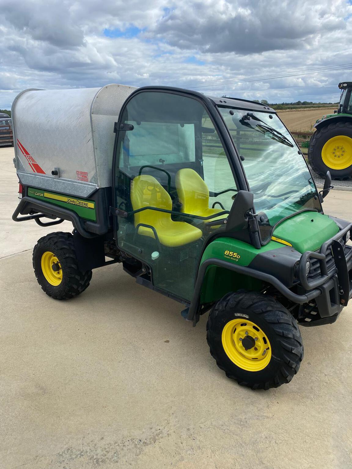John Deere XUV 855D GREEN (2014)