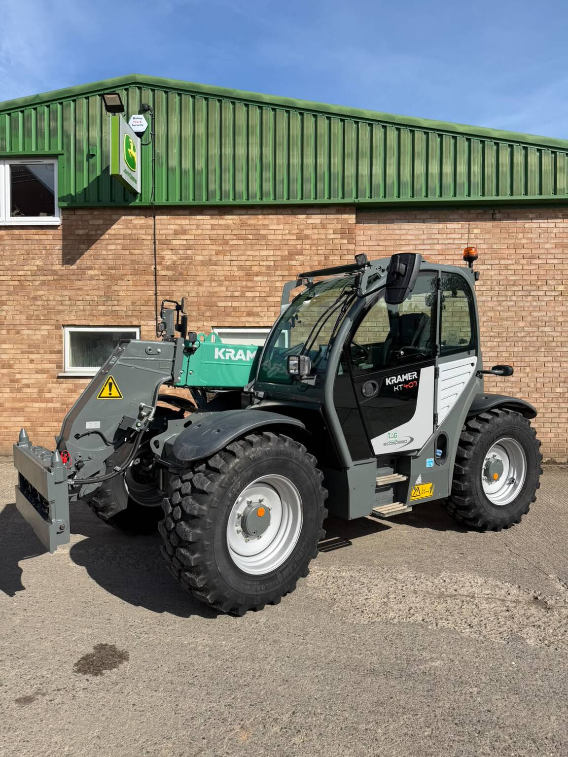 Kramer KT407 (2022)