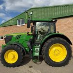 John Deere 6215R (2019) thumbnail 2